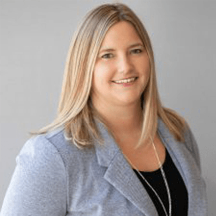 Angie Eckley headshot