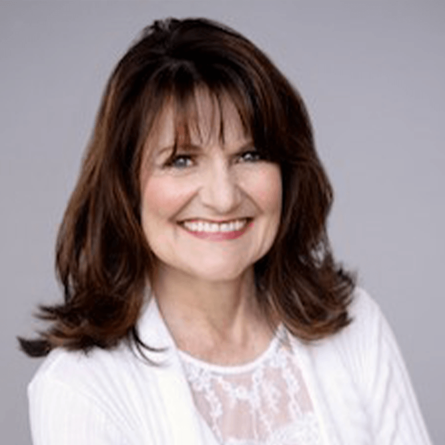 Brenda Skeat headshot