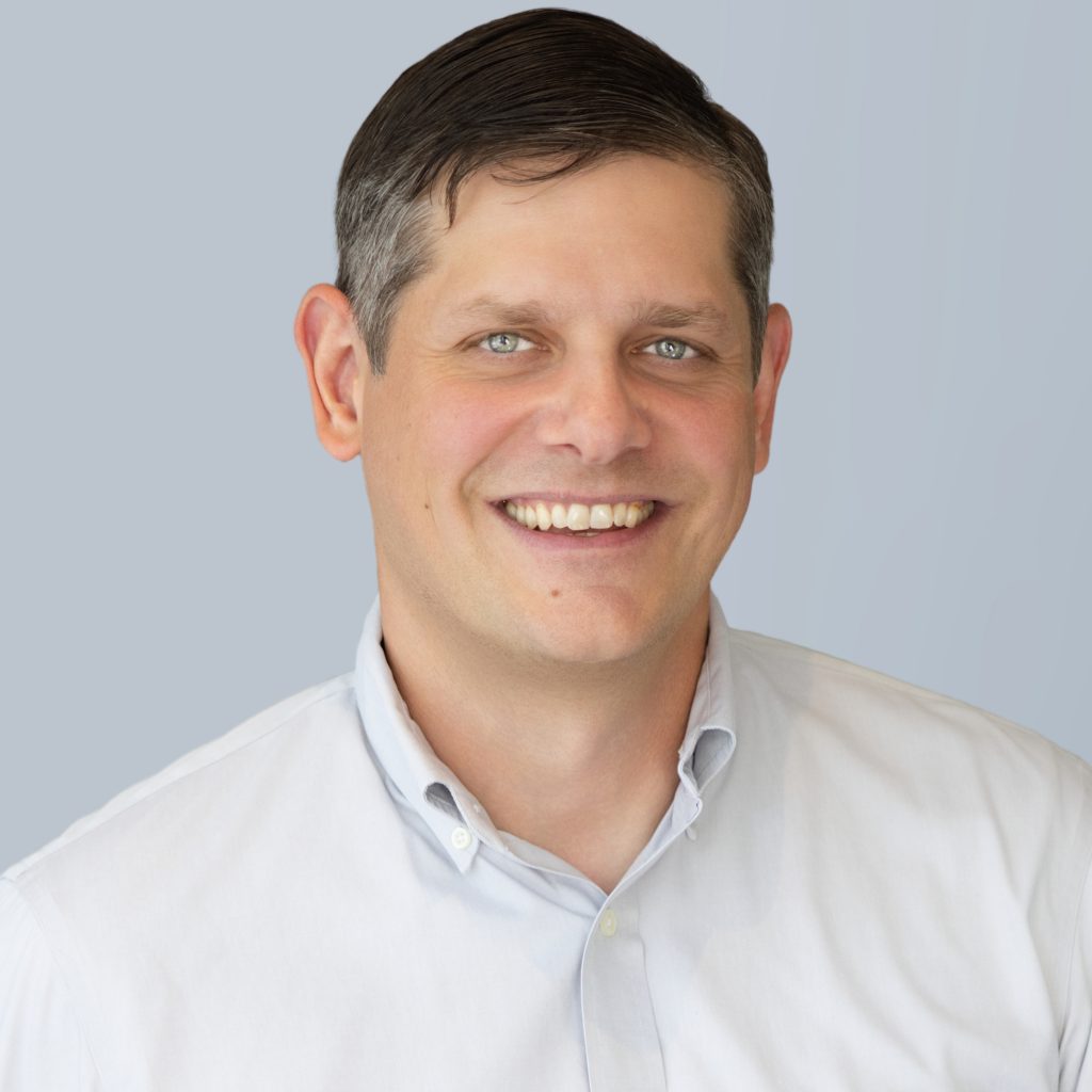 Josh Essert headshot