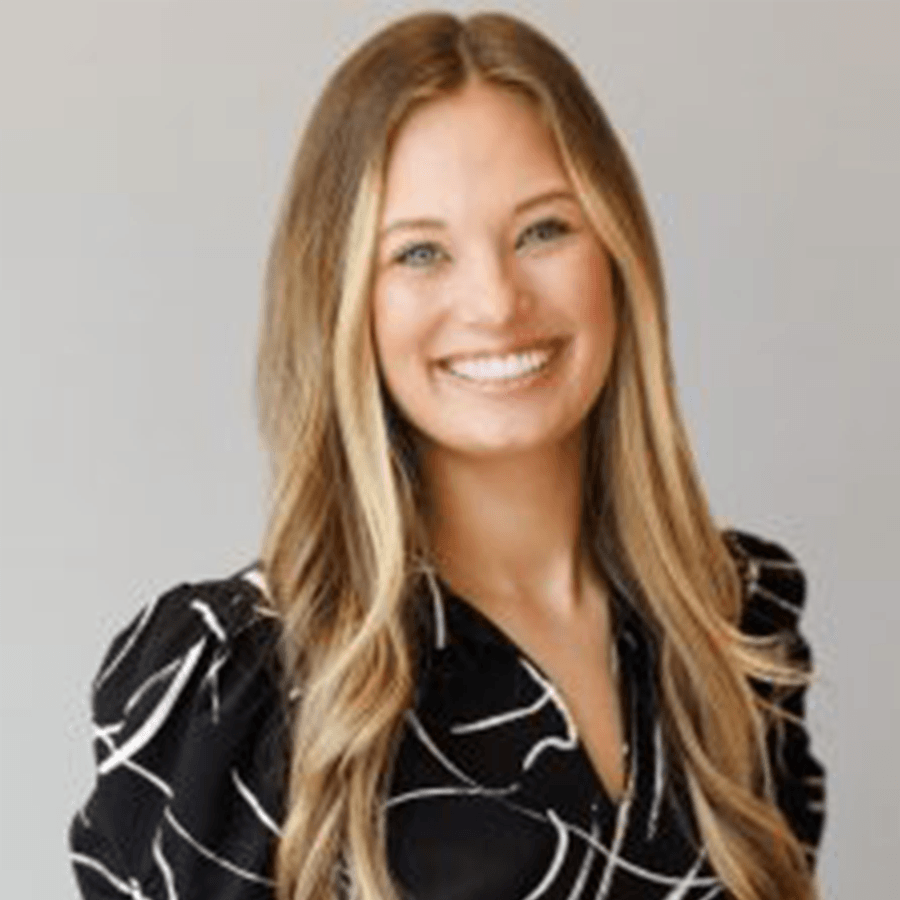 Neelie Hight headshot