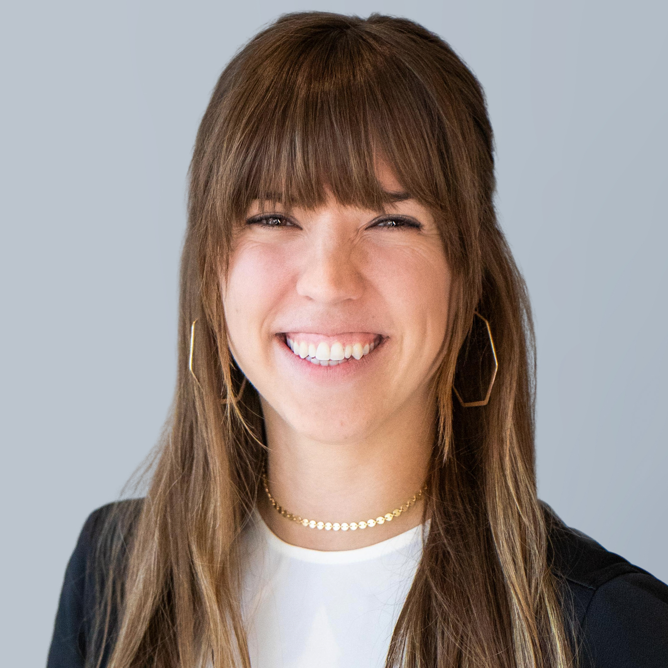 Julie Pleshe headshot