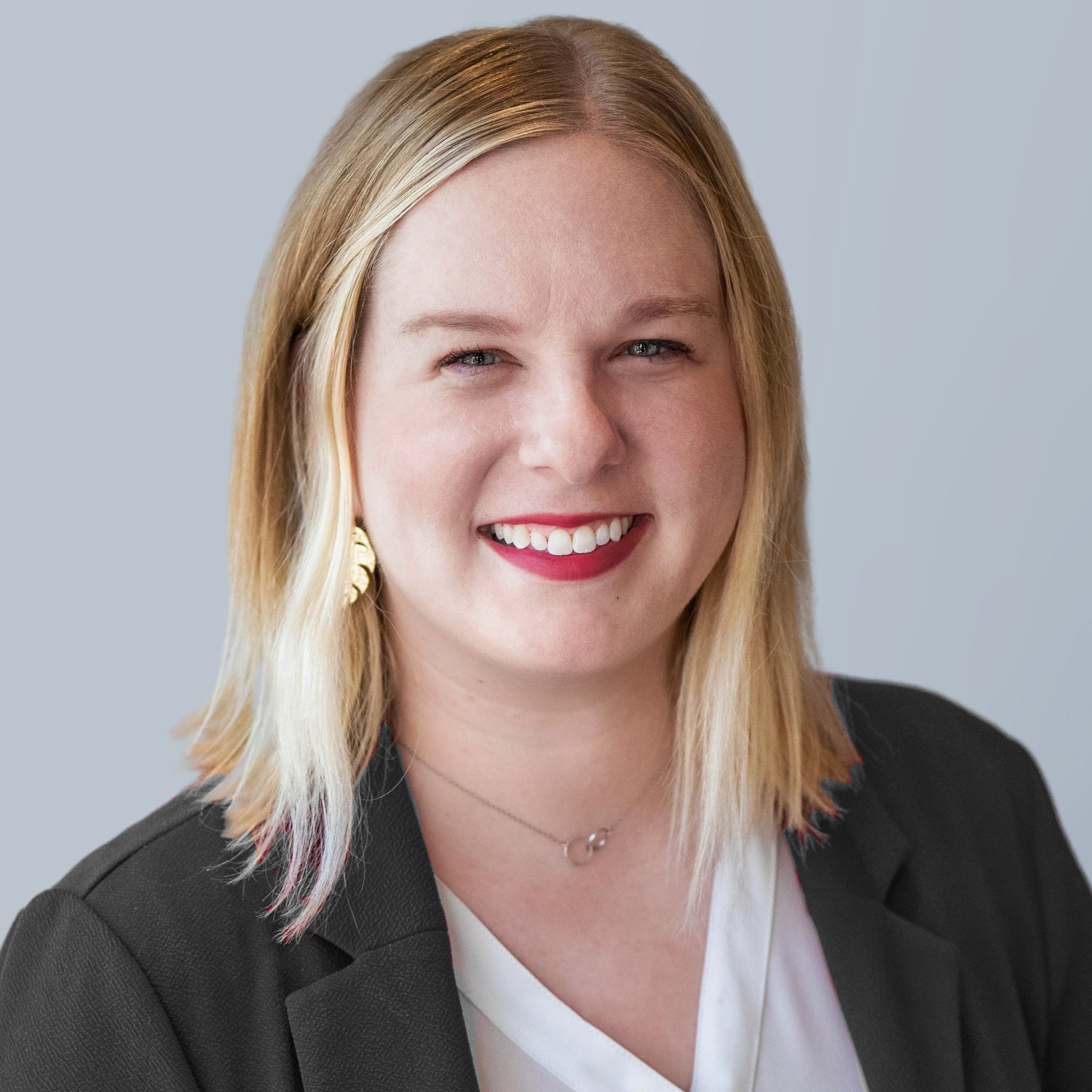 Kelly Murphy headshot