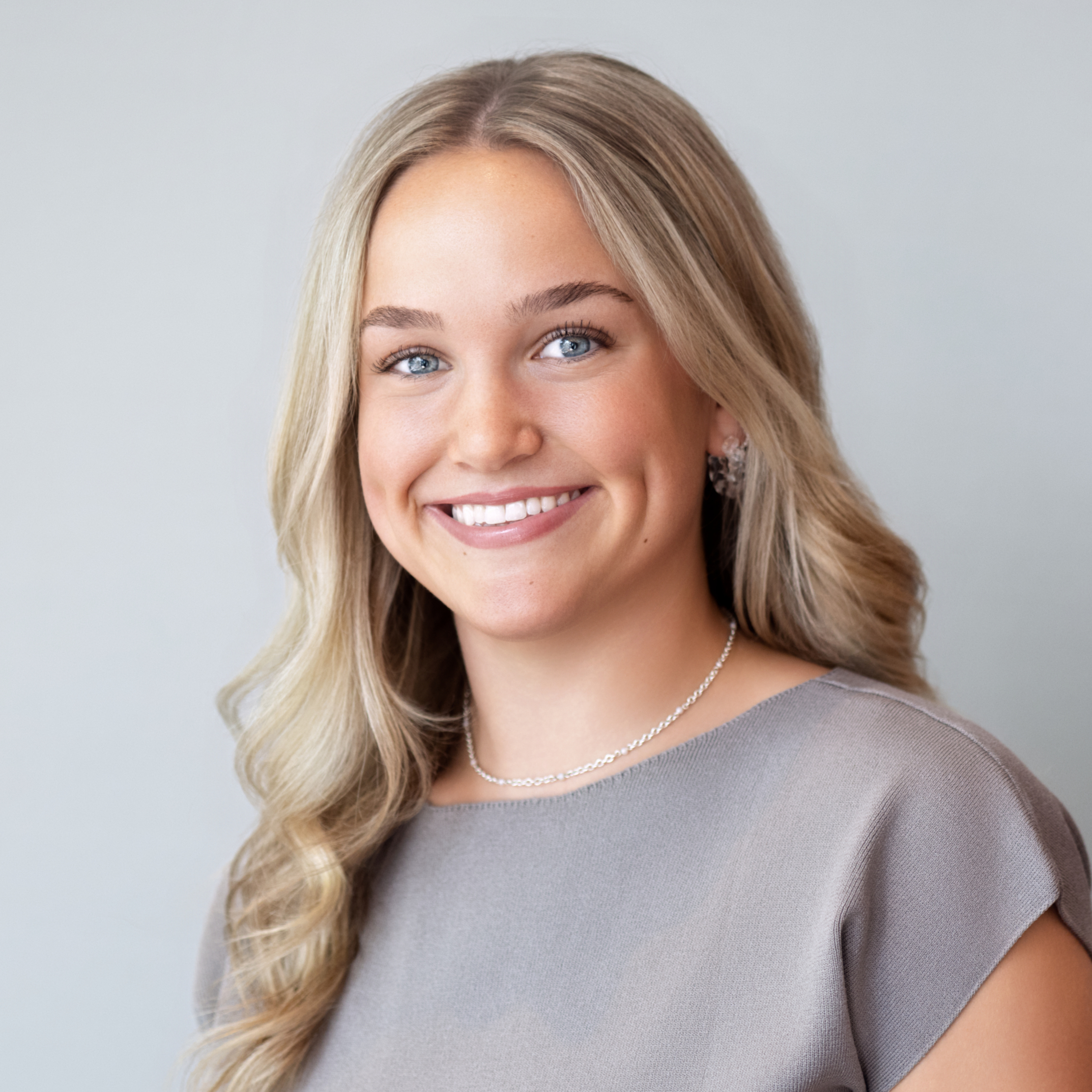 Haley VonRentzell headshot
